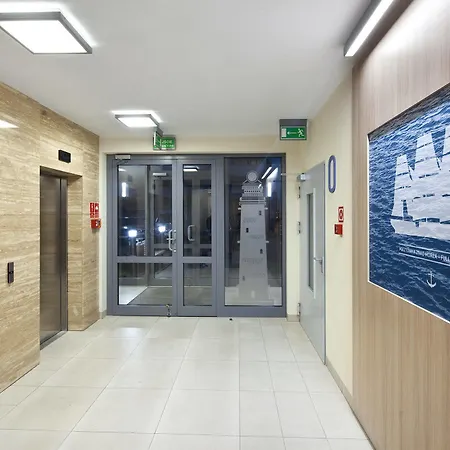 Irs Royal Irs Trzy Zagle Гданьск